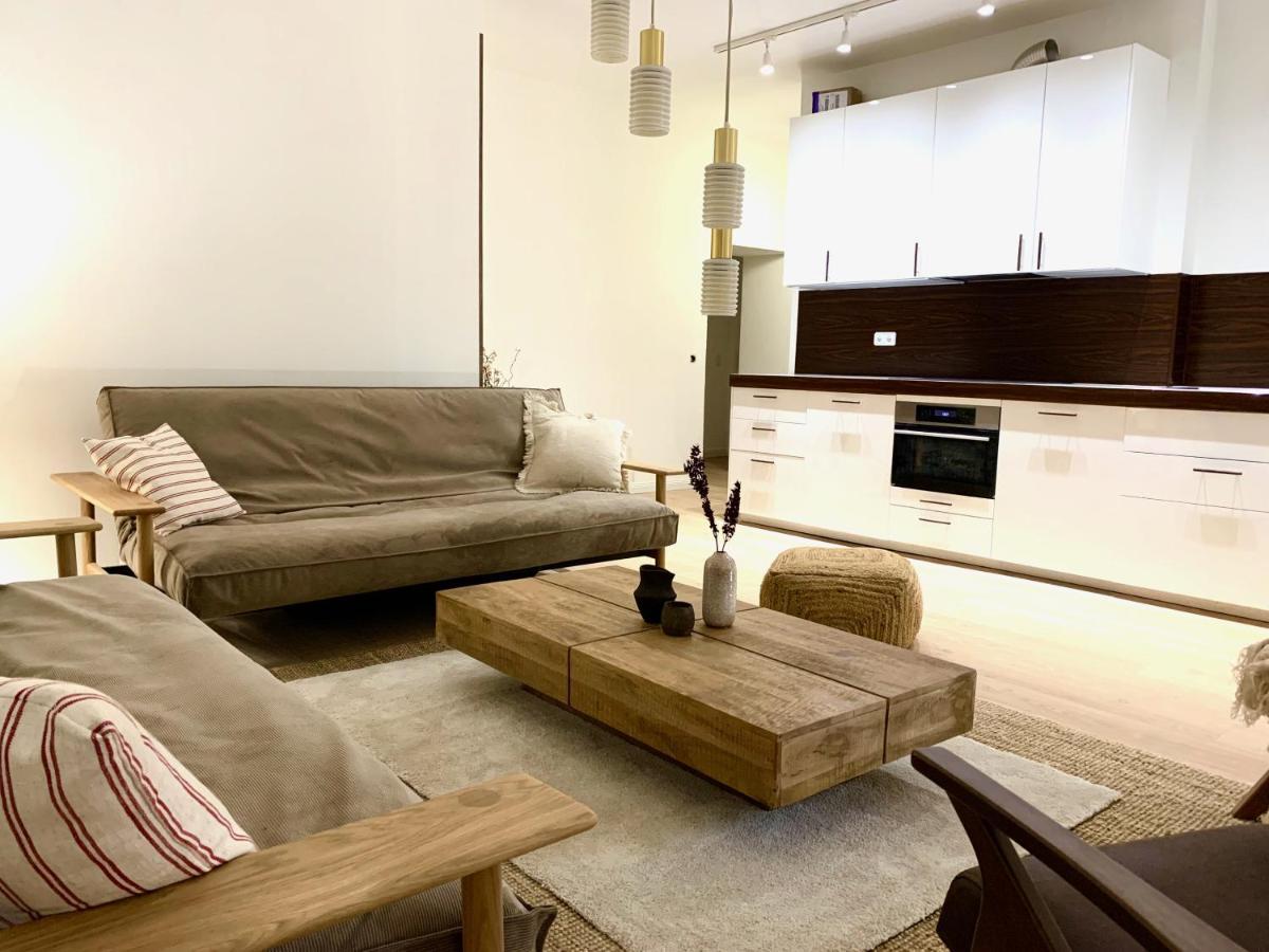 Cosy, Spacious, And Central Berlino Esterno foto