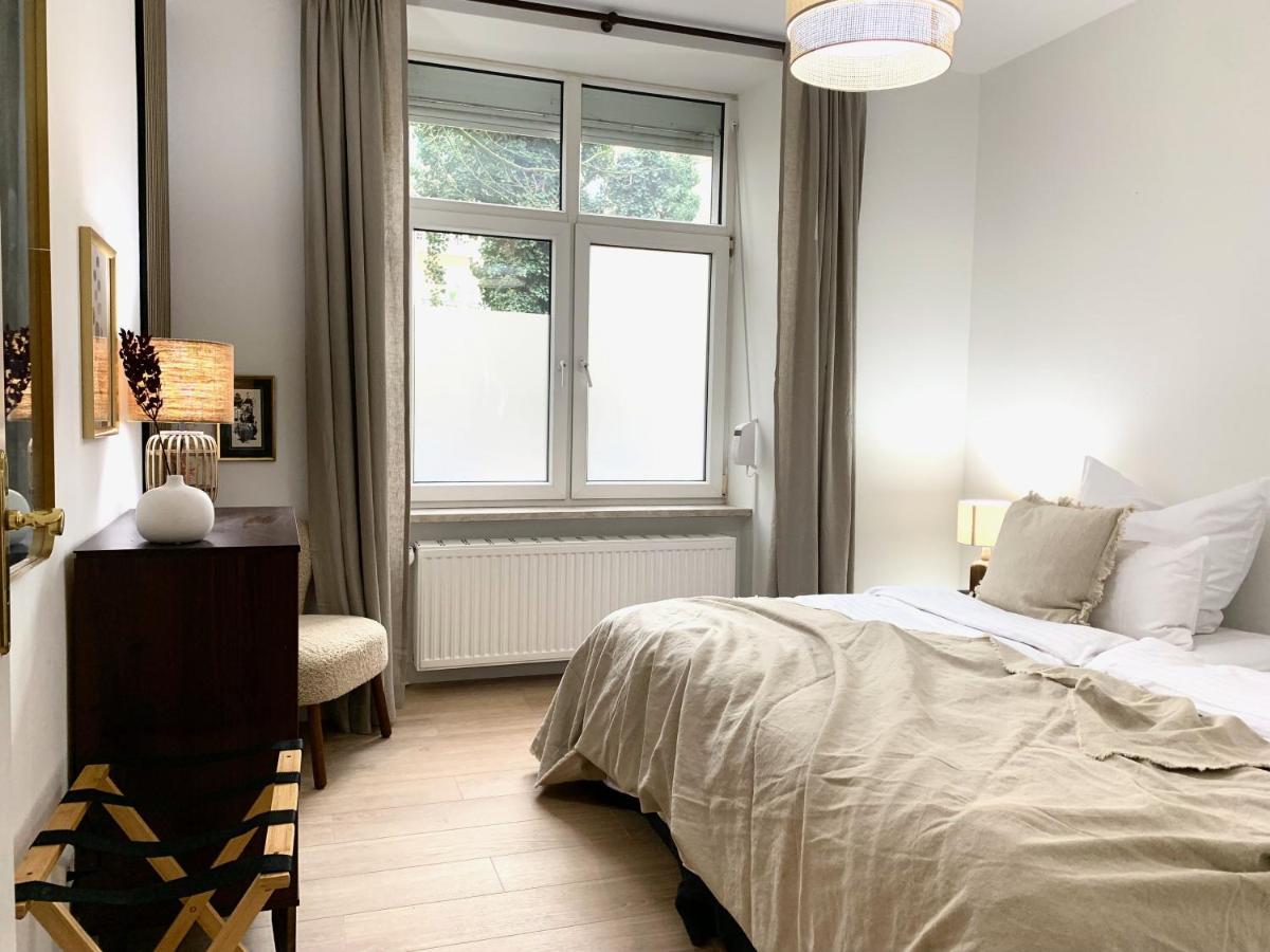 Cosy, Spacious, And Central Berlino Esterno foto