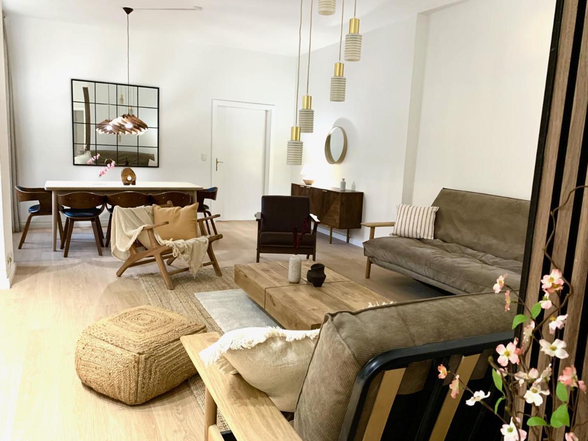 Cosy, Spacious, And Central Berlino Esterno foto